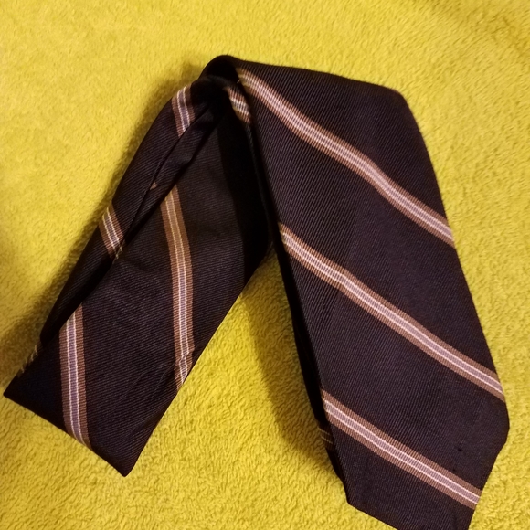 Allen Collins Tie - Picture 3 of 8